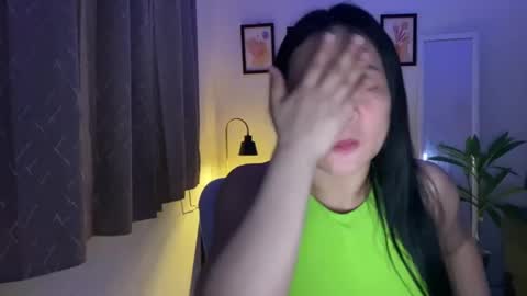 Snapshot of sweetestsmile_ chatting on May 24, 2026, 2:27 am Khaye online show from May 24, 2026, 2:27 am