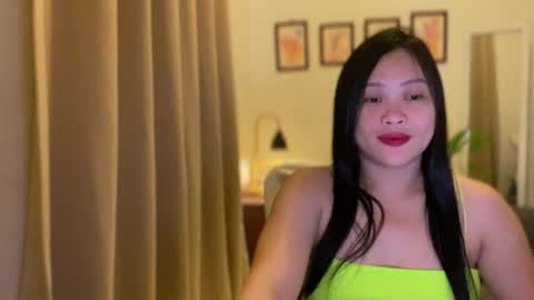 Snapshot of sweetestsmile_ chatting on June 25, 2026, 10:31 am Khaye online show from June 25, 2026, 10:31 am