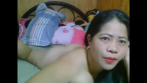 sweeteyes69xx online show from March 8, 2026, 2:37 am