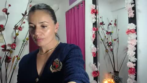 sweef online show from April 22, 2026, 12:46 am