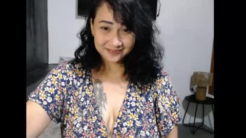 Jean online show from May 2, 2026, 4:01 pm