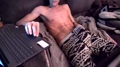 Snapshot of sweetgesus chatting on January 25, 2025, 1:32 am sweetgesus online show from January 25, 2025, 1:32 am