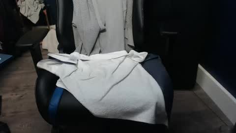 Snapshot of sweetgesus chatting on November 12, 2025, 7:24 pm sweetgesus online show from November 12, 2025, 7:24 pm