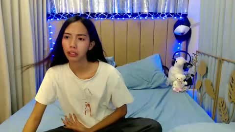Snapshot of sweetgirl_daphne chatting on June 4, 2026, 6:19 am sweetgirl_daphne online show from June 4, 2026, 6:19 am