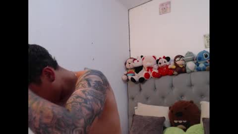 Snapshot of sweethoney22_ chatting on February 2, 2025, 3:10 am Sabrina y Eliot online show from February 2, 2025, 3:10 am