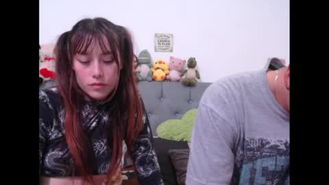 Snapshot of sweethoney22_ chatting on February 25, 2025, 1:50 pm Sabrina y Eliot online show from February 25, 2025, 1:50 pm