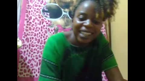 sweetib1 online show from February 8, 2025, 6:22 pm