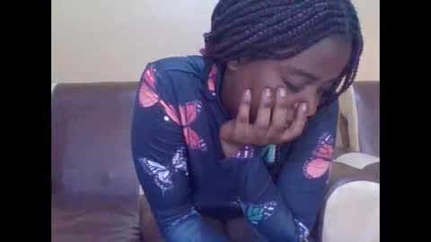 sweetib1 online show from October 12, 2025, 7:07 am