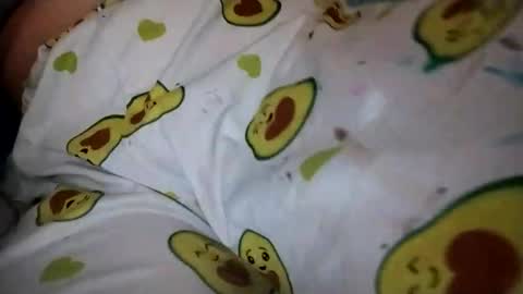 Ana Mara  i cant Make noise My family is here  online show from October 21, 2025, 5:08 am