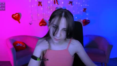 Chloe online show from April 23, 2026, 12:29 pm