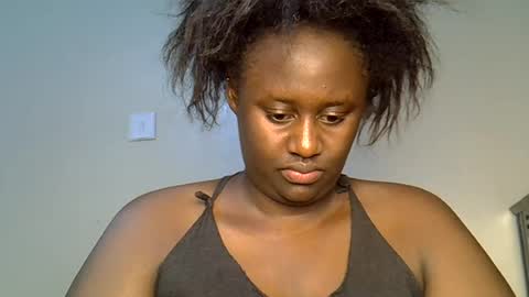 Snapshot of sweetie_lola chatting on July 21, 2026, 3:31 am Lola online show from July 21, 2026, 3:31 am