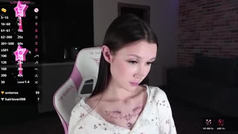 Snapshot of sweetiebones chatting on December 12, 2024, 3:16 pm bratty gf online show from December 12, 2024, 3:16 pm