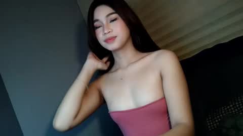 Snapshot of sweetiecum_tina chatting on May 15, 2026, 6:53 am sweetiecum_tina online show from May 15, 2026, 6:53 am