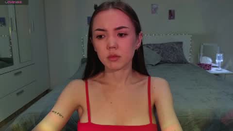 Snapshot of sweetieee_kira chatting on June 20, 2026, 3:20 am sweetieee_kira online show from June 20, 2026, 3:20 am