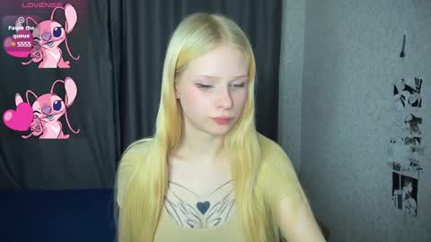 sweetie Lisa3 online show from February 11, 2025, 7:38 pm