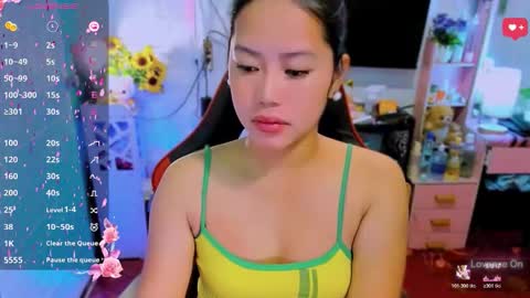 Nicole online show from December 5, 2025, 1:47 am