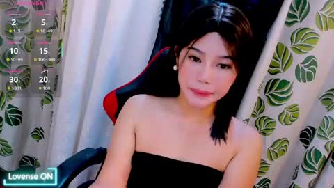Nicole online show from May 11, 2026, 10:40 pm