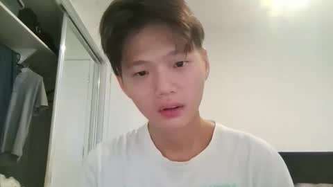 Snapshot of sweetiepuppy421 chatting on February 23, 2026, 1:14 am sweetiepuppy421 online show from February 23, 2026, 1:14 am