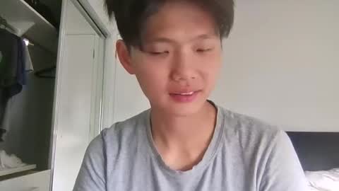 Snapshot of sweetiepuppy421 chatting on February 26, 2026, 1:15 am sweetiepuppy421 online show from February 26, 2026, 1:15 am