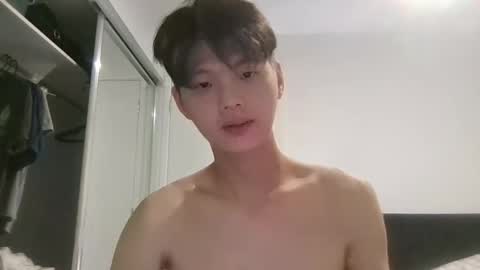 Snapshot of sweetiepuppy421 chatting on February 26, 2026, 1:21 pm sweetiepuppy421 online show from February 26, 2026, 1:21 pm