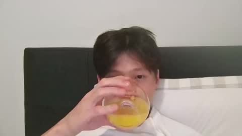 Snapshot of sweetiepuppy421 chatting on March 6, 2026, 9:17 am sweetiepuppy421 online show from March 6, 2026, 9:17 am