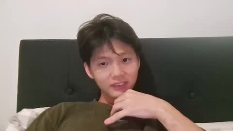 Snapshot of sweetiepuppy421 chatting on March 10, 2026, 5:45 am sweetiepuppy421 online show from March 10, 2026, 5:45 am