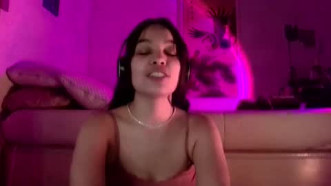 Snapshot of sweetieslikebutter chatting on January 2, 2025, 8:17 am Blu Sweets online show from January 2, 2025, 8:17 am