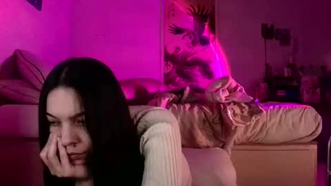 Snapshot of sweetieslikebutter chatting on January 3, 2025, 7:49 am Blu Sweets online show from January 3, 2025, 7:49 am