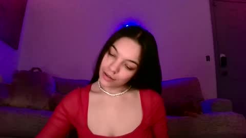 Snapshot of sweetieslikebutter chatting on February 24, 2025, 9:41 pm Blu Sweets online show from February 24, 2025, 9:41 pm