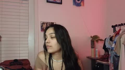 Snapshot of sweetieslikebutter chatting on October 7, 2025, 4:20 am Blu Sweets online show from October 7, 2025, 4:20 am