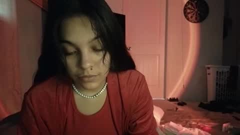 Snapshot of sweetieslikebutter chatting on November 9, 2025, 9:02 pm Blu Sweets online show from November 9, 2025, 9:02 pm