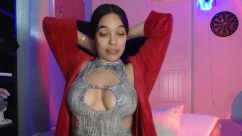 Snapshot of sweetieslikebutter chatting on November 26, 2025, 8:43 pm Blu Sweets online show from November 26, 2025, 8:43 pm