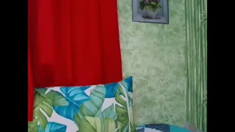 Snapshot of sweetiestkylie chatting on February 17, 2025, 4:09 am sweetiestkylie online show from February 17, 2025, 4:09 am