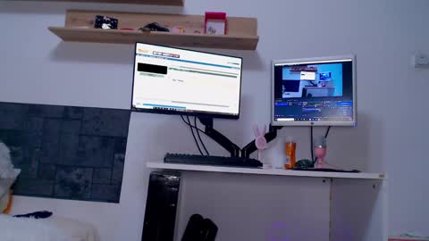 jessica online show from January 18, 2025, 1:19 am