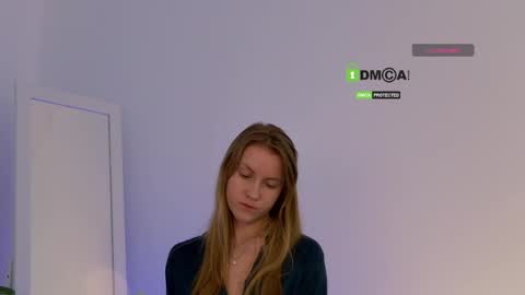 Snapshot of sweetkira1 chatting on April 27, 2026, 3:21 pm SweetKira1 online show from April 27, 2026, 3:21 pm