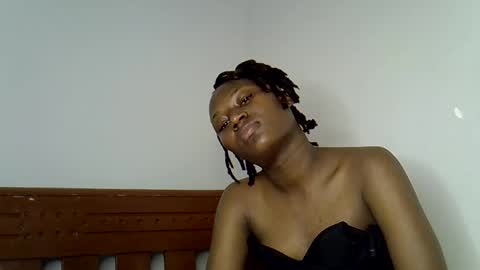 Titi online show from May 7, 2026, 2:39 am