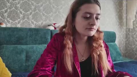 sweetliaison online show from February 19, 2026, 8:54 am