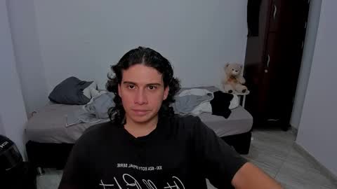 Lian online show from February 21, 2026, 6:42 pm