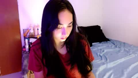 Snapshot of sweetlilly_18 chatting on September 25, 2025, 3:10 am Lilly online show from September 25, 2025, 3:10 am