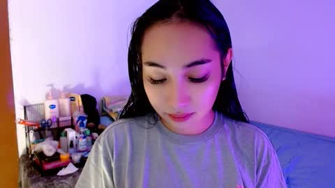 Snapshot of sweetlilly_18 chatting on November 10, 2025, 3:16 am Lilly online show from November 10, 2025, 3:16 am