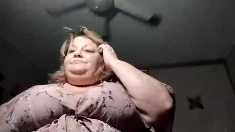 sweetlolajean online show from September 10, 2025, 1:05 am