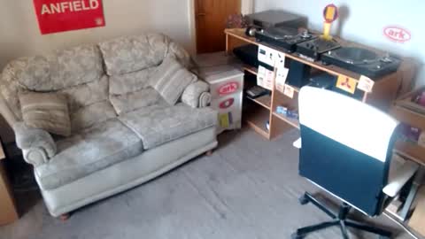 sweetlouise69 online show from March 28, 2026, 10:15 am