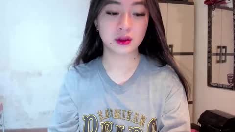 Snapshot of sweetlovepinay04 chatting on January 2, 2025, 6:56 pm Zoe online show from January 2, 2025, 6:56 pm