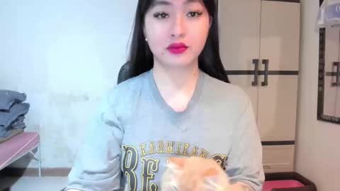 Snapshot of sweetlovepinay04 chatting on January 24, 2025, 3:22 am Zoe online show from January 24, 2025, 3:22 am