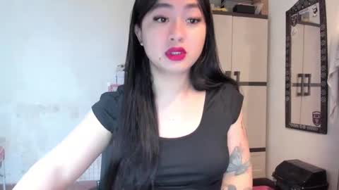 Snapshot of sweetlovepinay04 chatting on February 22, 2025, 7:25 pm Zoe online show from February 22, 2025, 7:25 pm