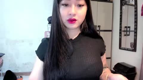 Snapshot of sweetlovepinay04 chatting on February 27, 2025, 1:27 am Zoe online show from February 27, 2025, 1:27 am