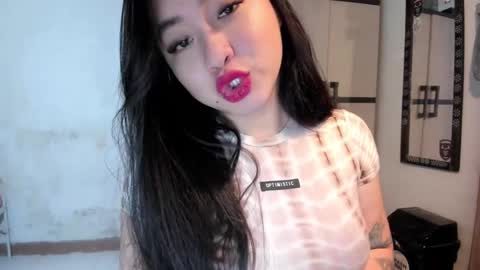 Snapshot of sweetlovepinay04 chatting on March 8, 2025, 9:18 pm Zoe online show from March 8, 2025, 9:18 pm