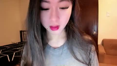 Snapshot of sweetlovepinay04 chatting on September 23, 2025, 10:57 pm Zoe online show from September 23, 2025, 10:57 pm