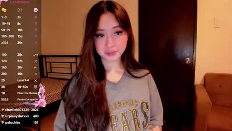 Snapshot of sweetlovepinay04 chatting on November 10, 2025, 2:10 am Zoe online show from November 10, 2025, 2:10 am