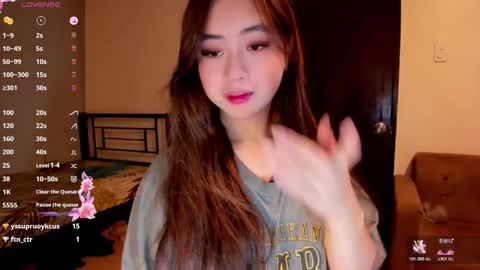 Snapshot of sweetlovepinay04 chatting on November 26, 2025, 4:57 am Zoe online show from November 26, 2025, 4:57 am